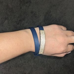 Swarovski crystal choker necklace or double staleand bracelet